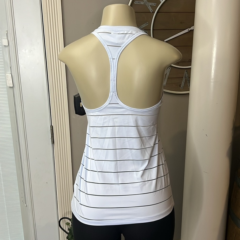 Athleta - Picture 3 of 5